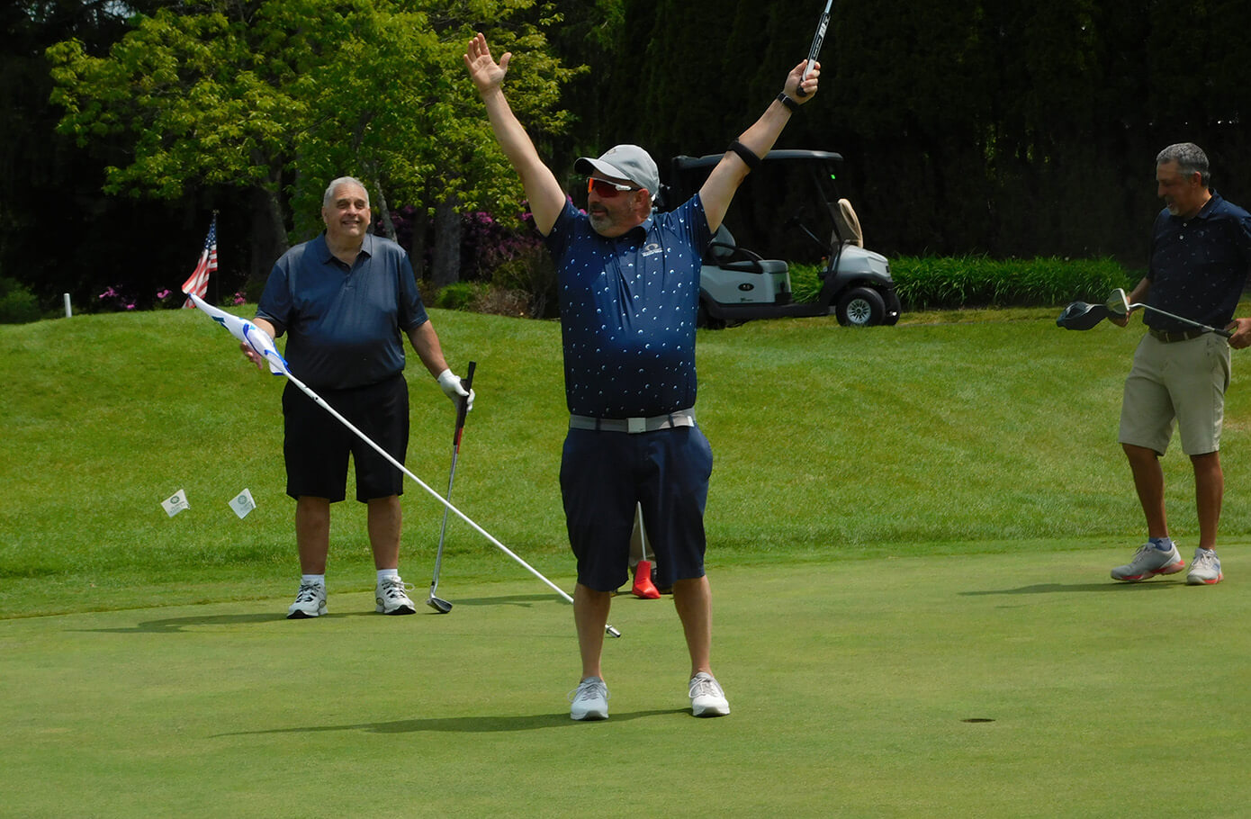 golfer celebrating