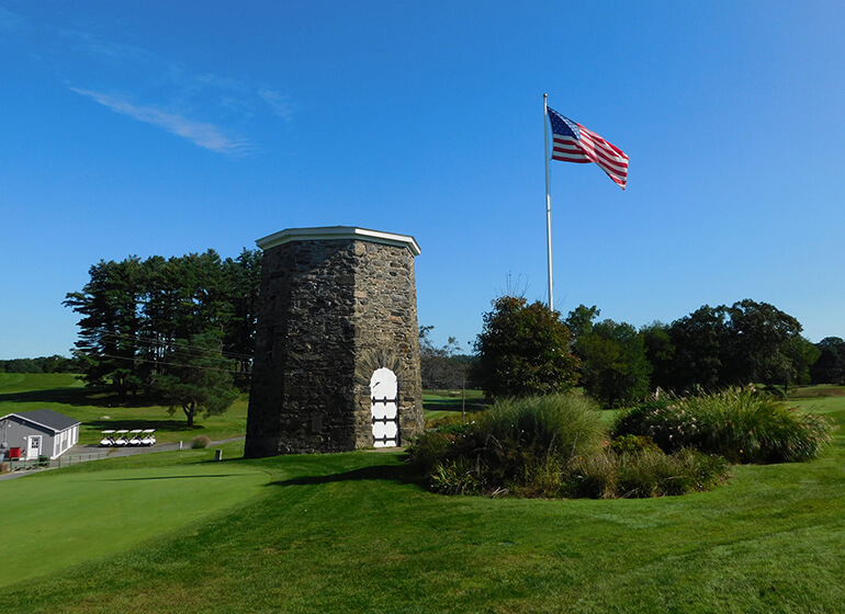 flag on course